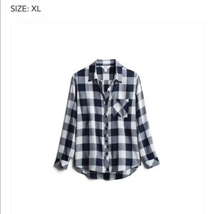 Market & Spruce Black & White Buffalo Plain Blouse